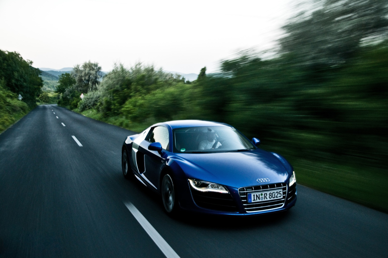 Illustration for article titled Audi R8 V10